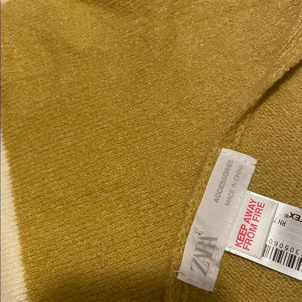 Mustard Triangular Knit Scarf - Picture 5 of 5